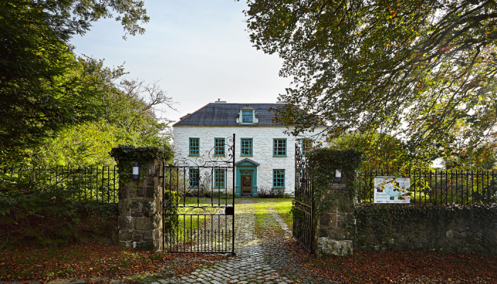 Start Your Next Chapter with Literature Wales’ Enriching Creative Writing Courses